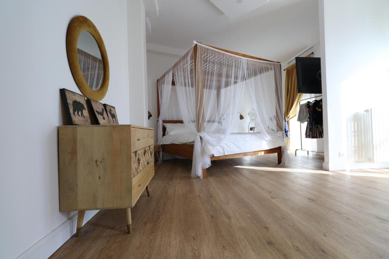 Domino Hotel Turin Luaran gambar
